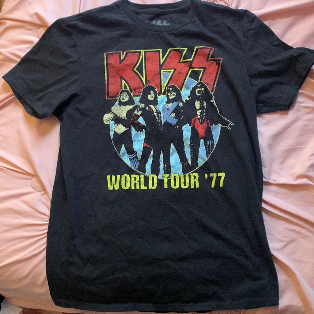 Kiss tshirt